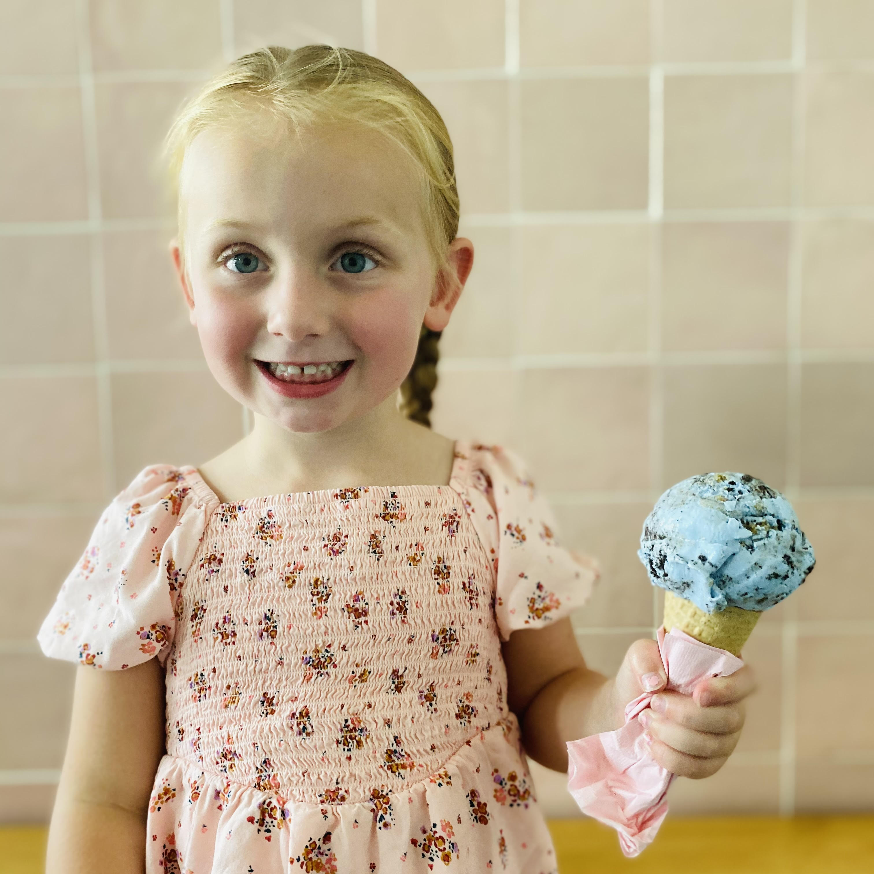 There are so many fun things to do in Fort Worth with kids like eat Cookie Monster Ice Cream at Morgan's Ice Cream in the Southside!