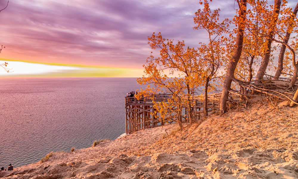 best fall vacation spots in the us is Traverse City Michigan. This town offers beautiful fall colors with the blues of Lake Michigan 