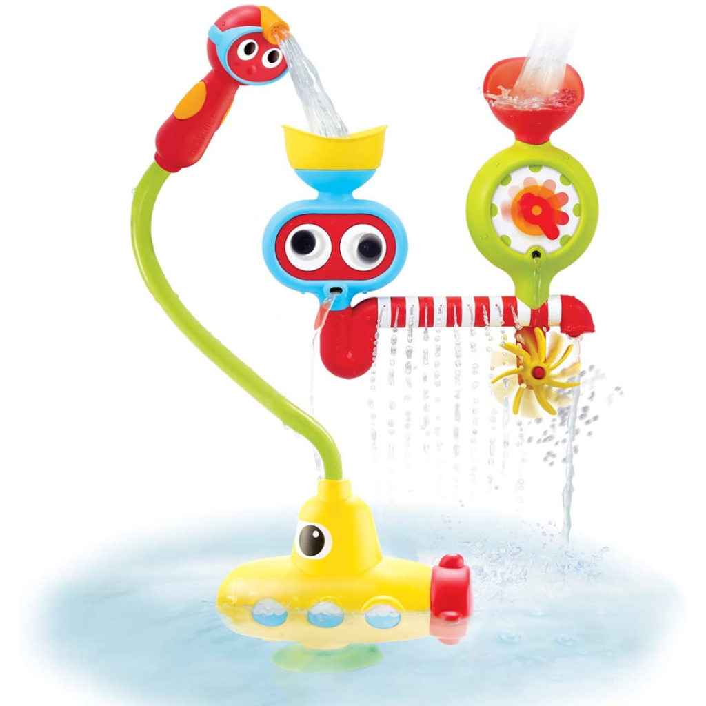 This submarine station is a fun toddler water toy for the bathtub!! 